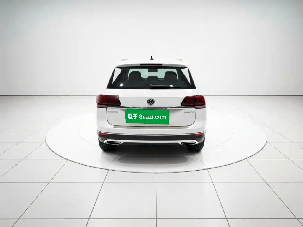 Volkswagen Teramont — миниатюра 5