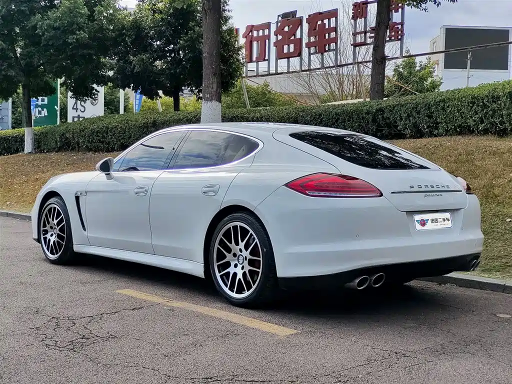 Porsche Panamera 2013 Panamera S 4.8L