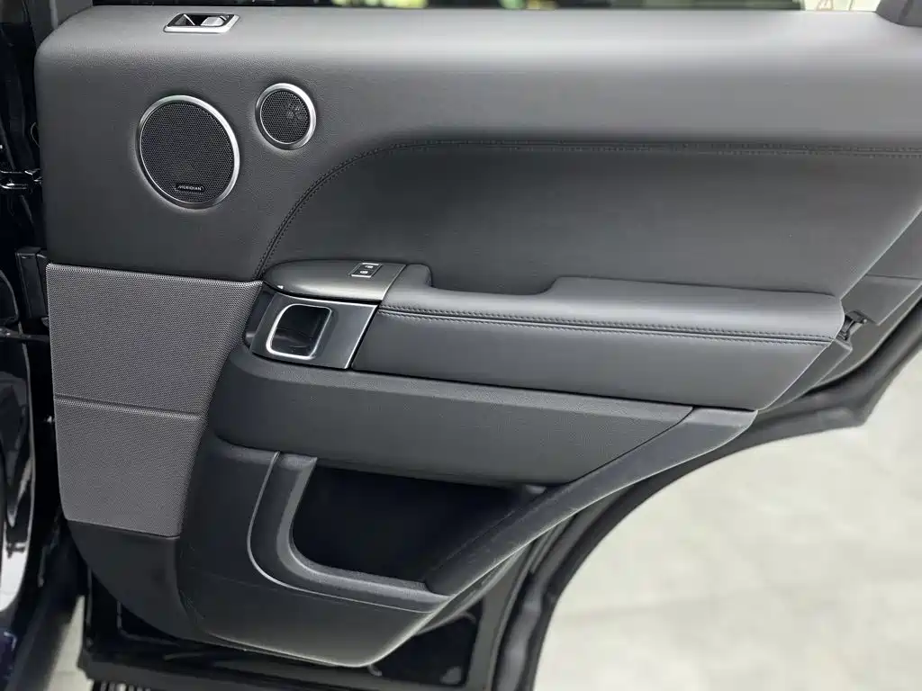 Land Rover Sport — миниатюра 25