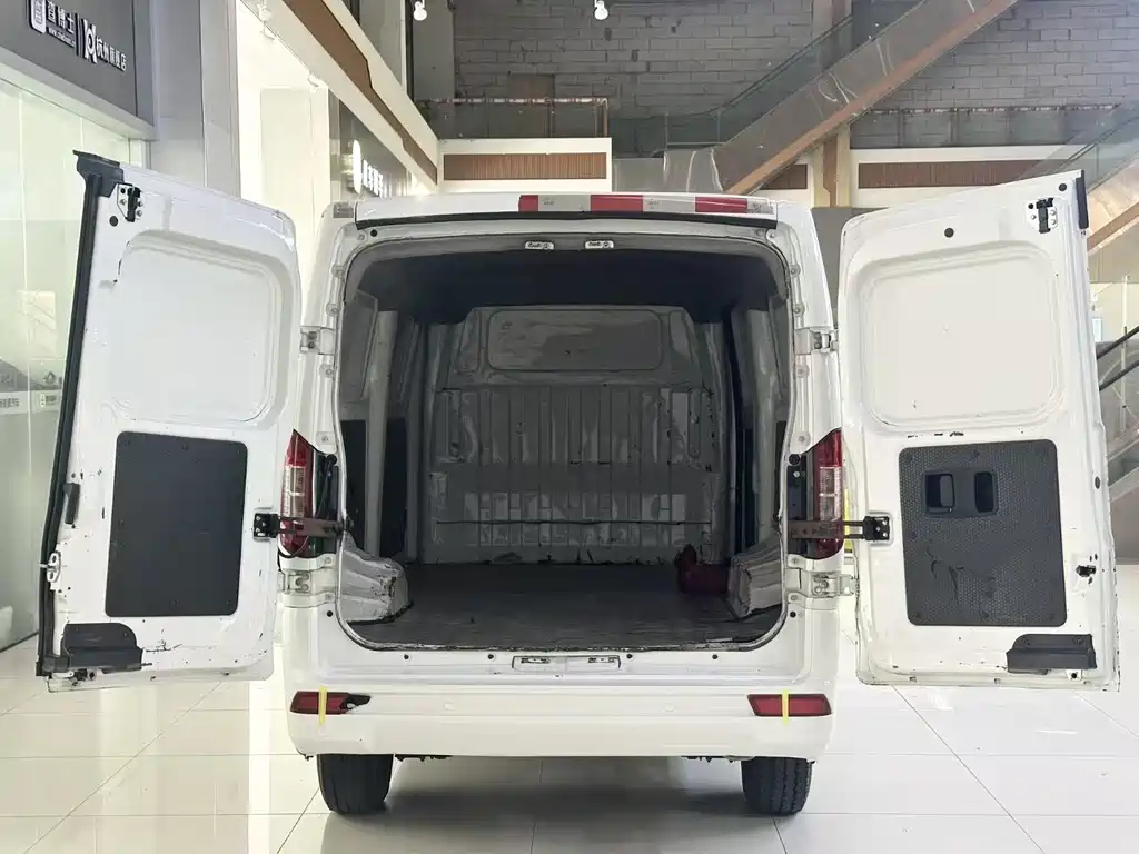 DONGFENG YUFENG EM26