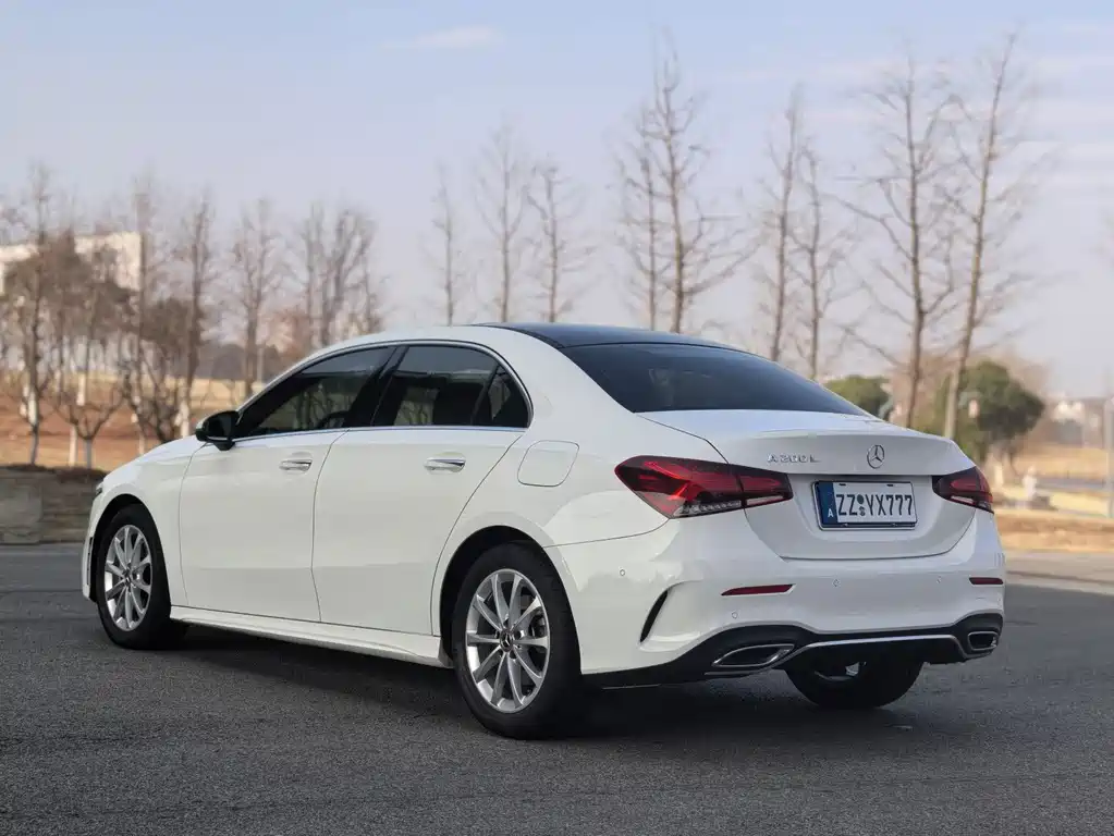 MERCEDES-BENZ A CLASS