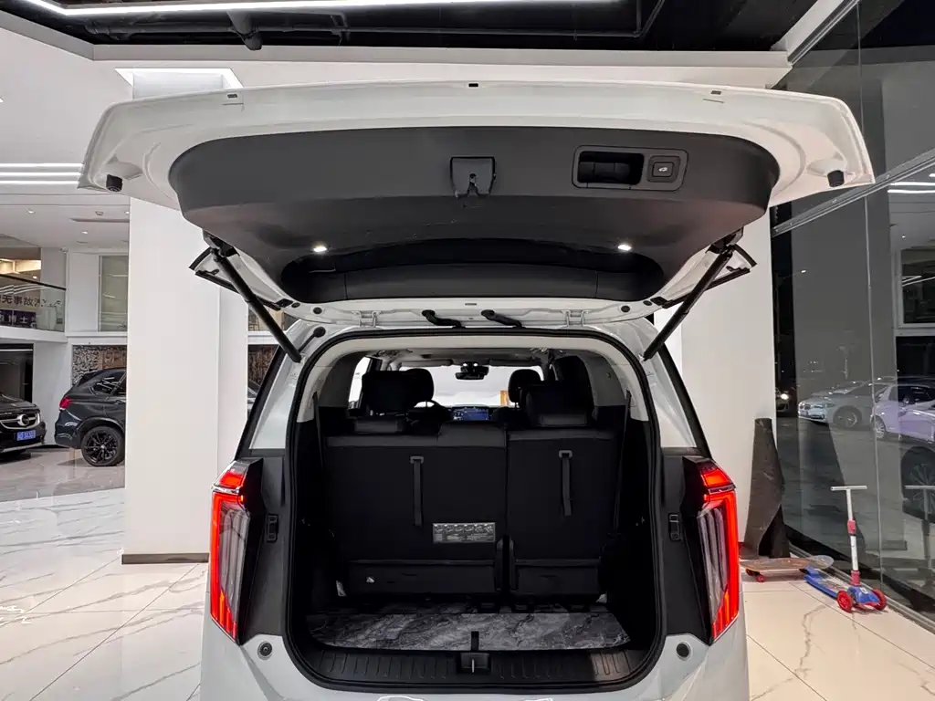 GAC Motor Trumpchi M8 — миниатюра 7