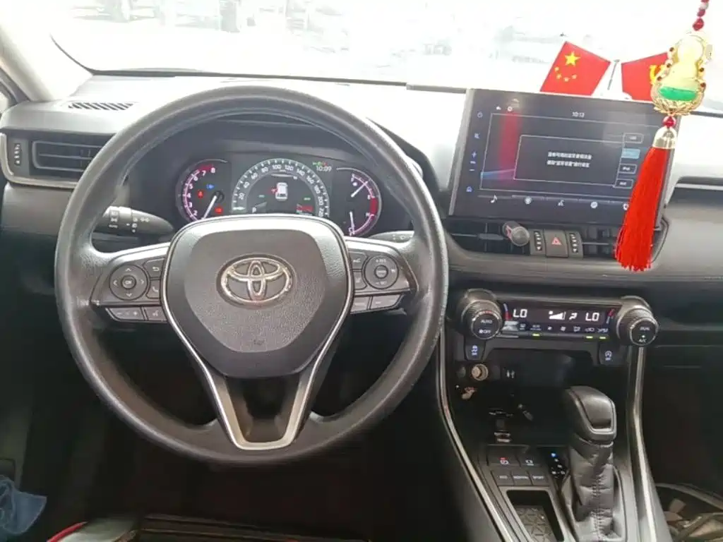 Toyota Wildlander — миниатюра 11