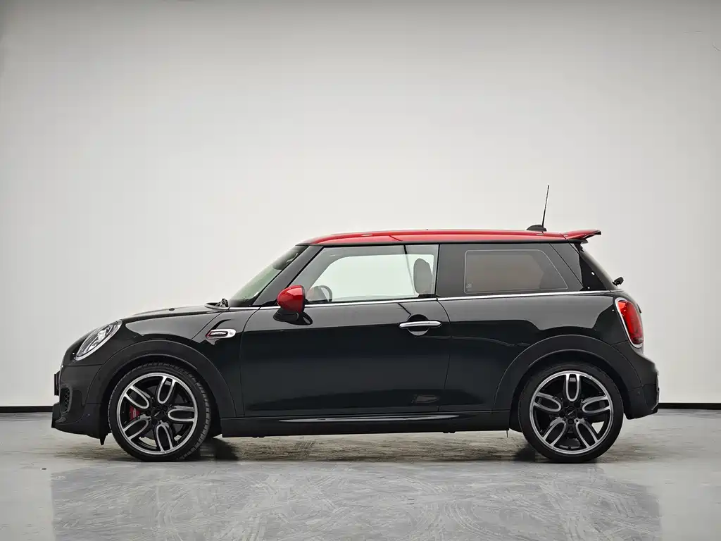 MINI JCW
