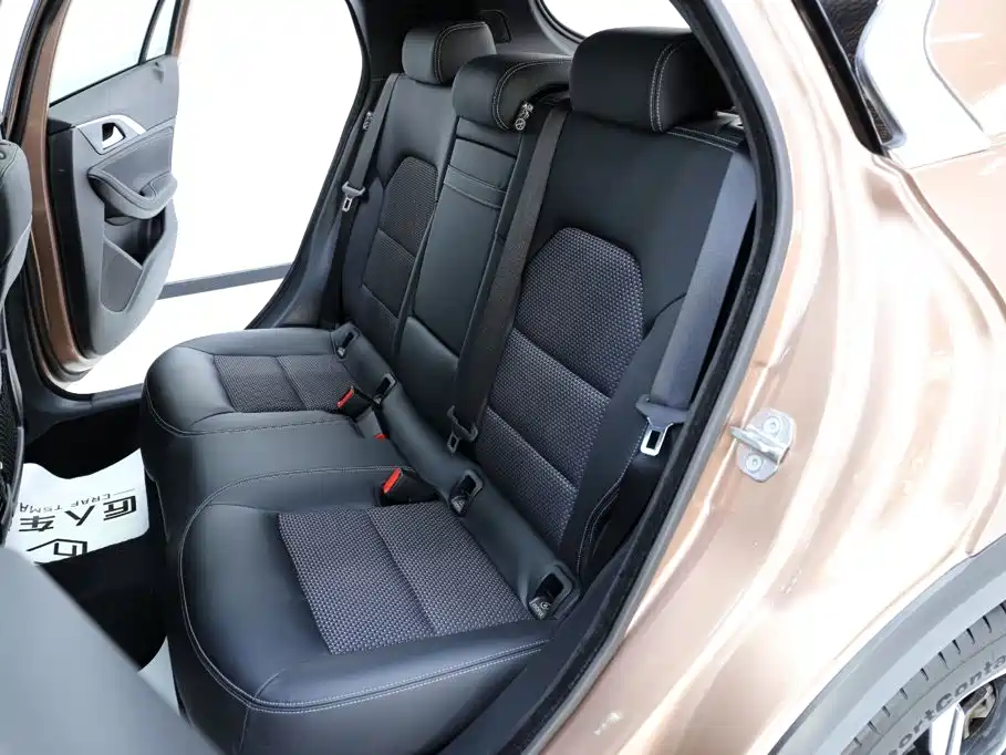 Infiniti QX30 — миниатюра 8