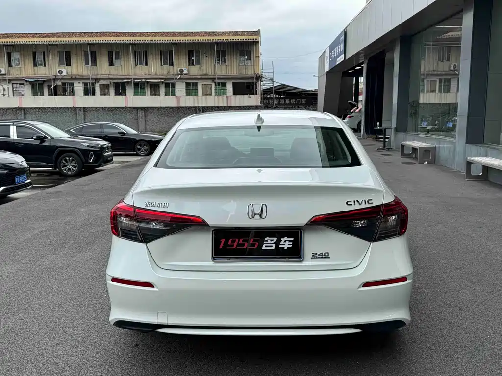 Honda Civic — миниатюра 8