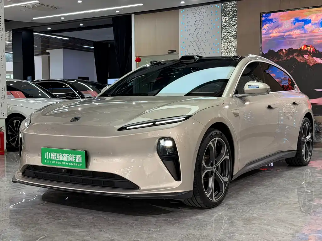 Nio ET5T 2024