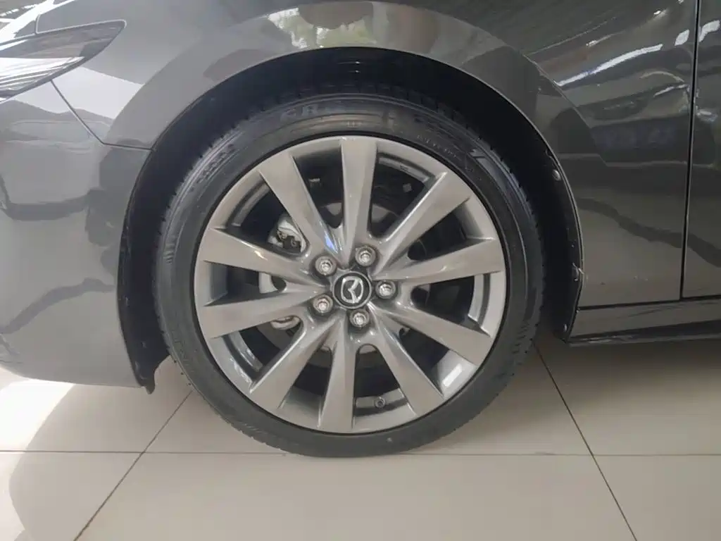 Mazda 3 Axela — миниатюра 23