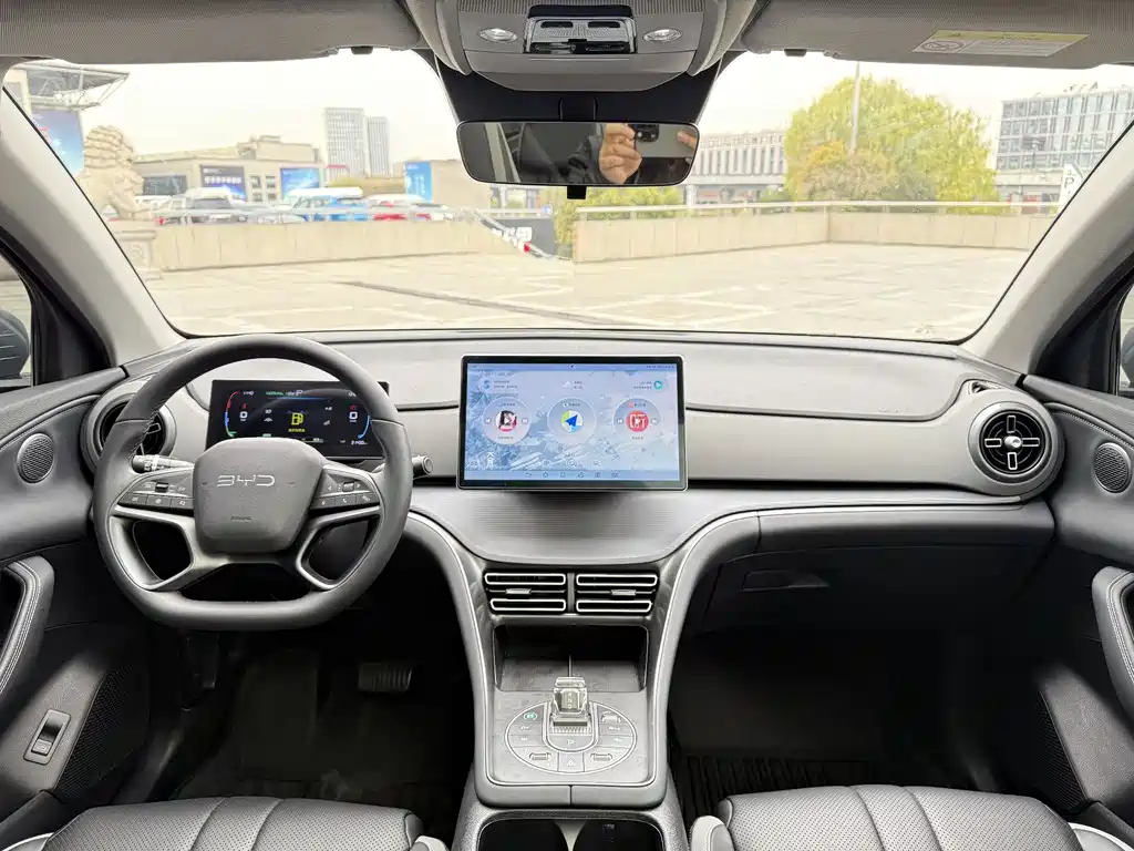 BYD SEA LION 05 DM I