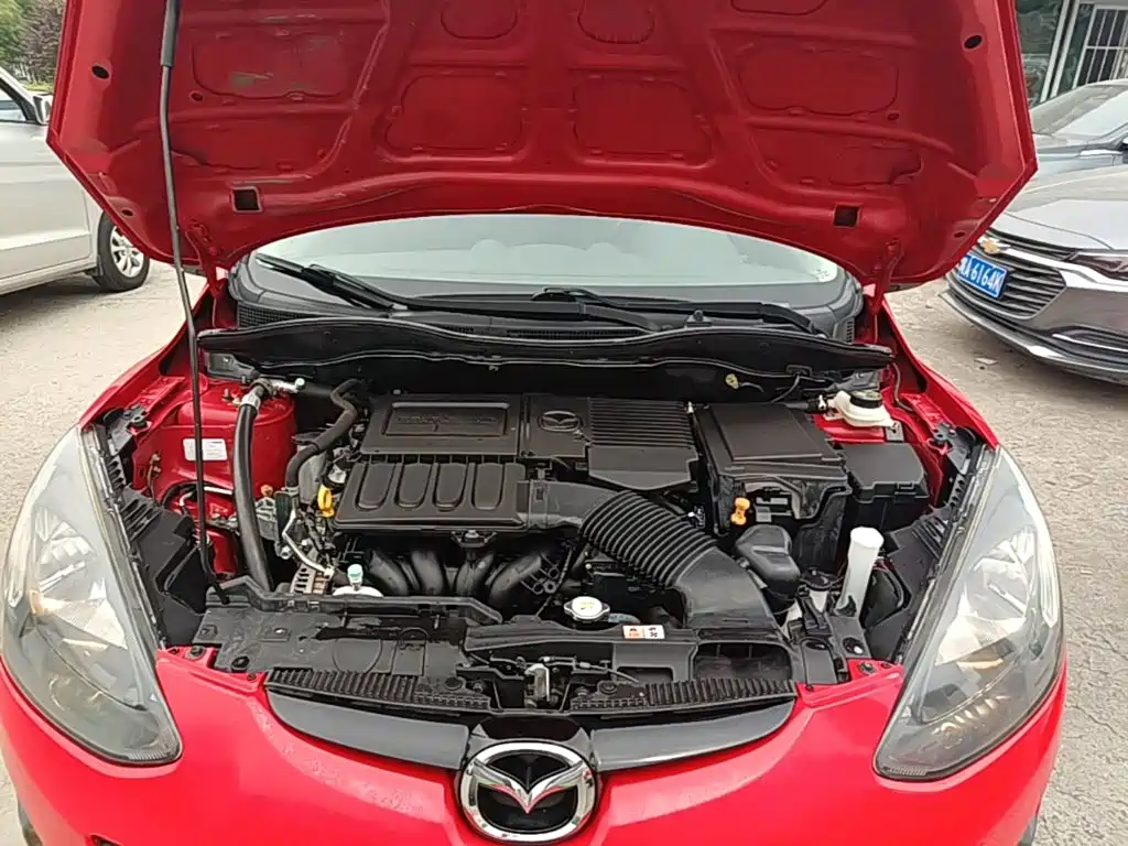Mazda 2 — миниатюра 20
