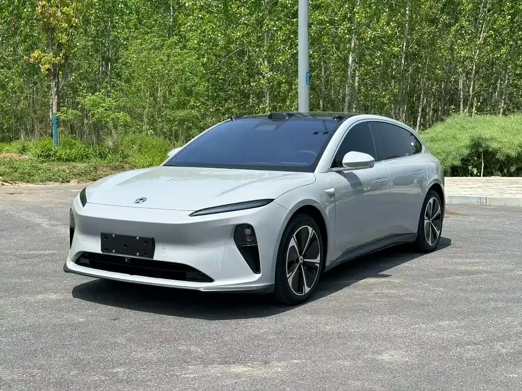 Nio ET5T 2025