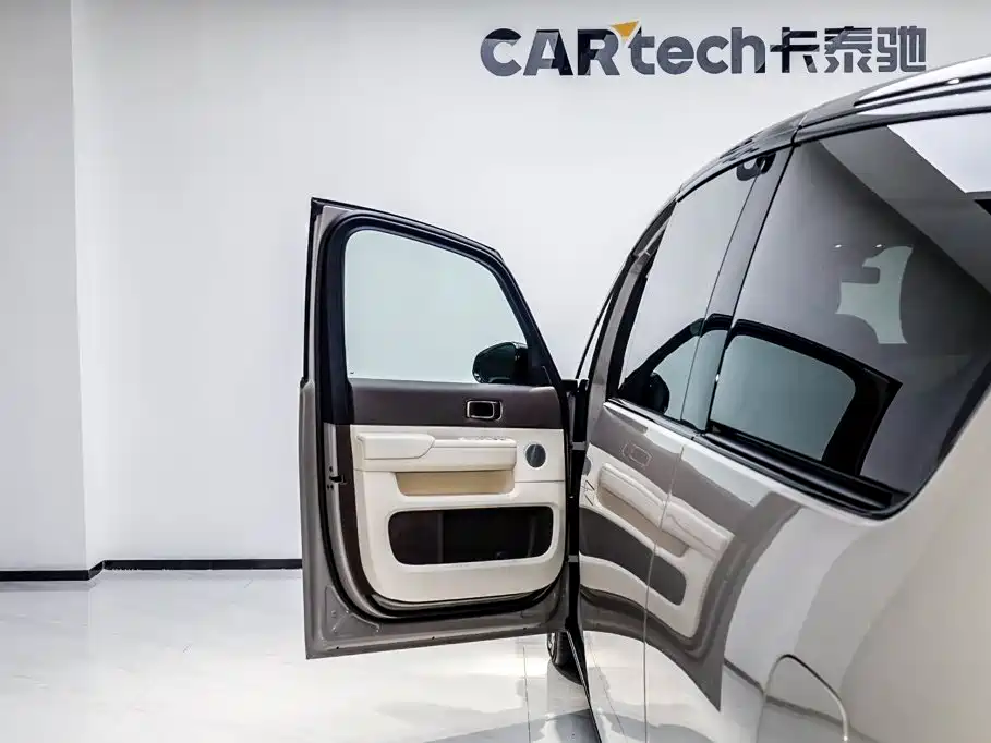 Li Auto Li MEGA — миниатюра 9