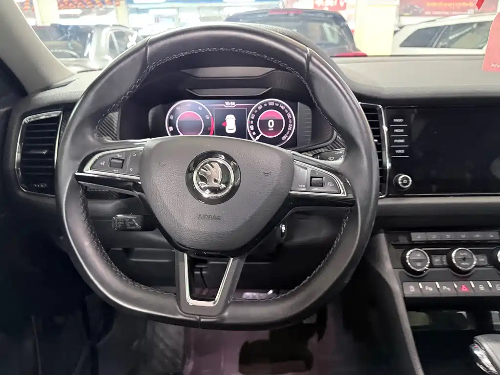 Skoda Kodiaq GT — миниатюра 14