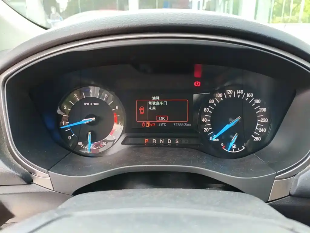 Ford Mondeo — миниатюра 16