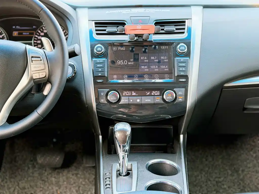 Nissan Teana — миниатюра 5
