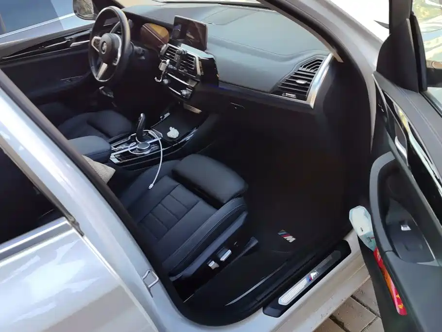 BMW X3 — миниатюра 8