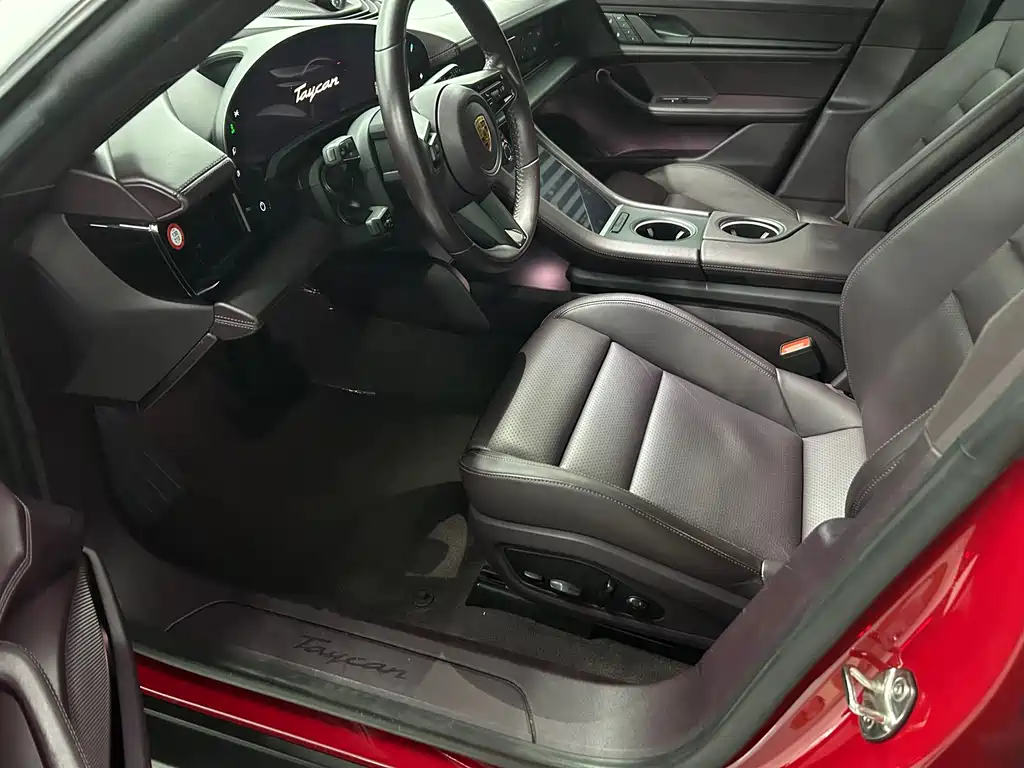Porsche Taycan — миниатюра 22