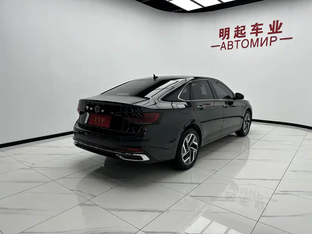 Volkswagen Sagitar 2023 280TSI DSG