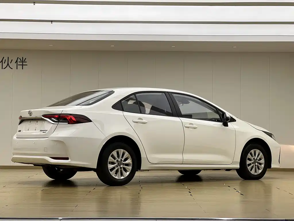 Toyota Corolla — миниатюра 15
