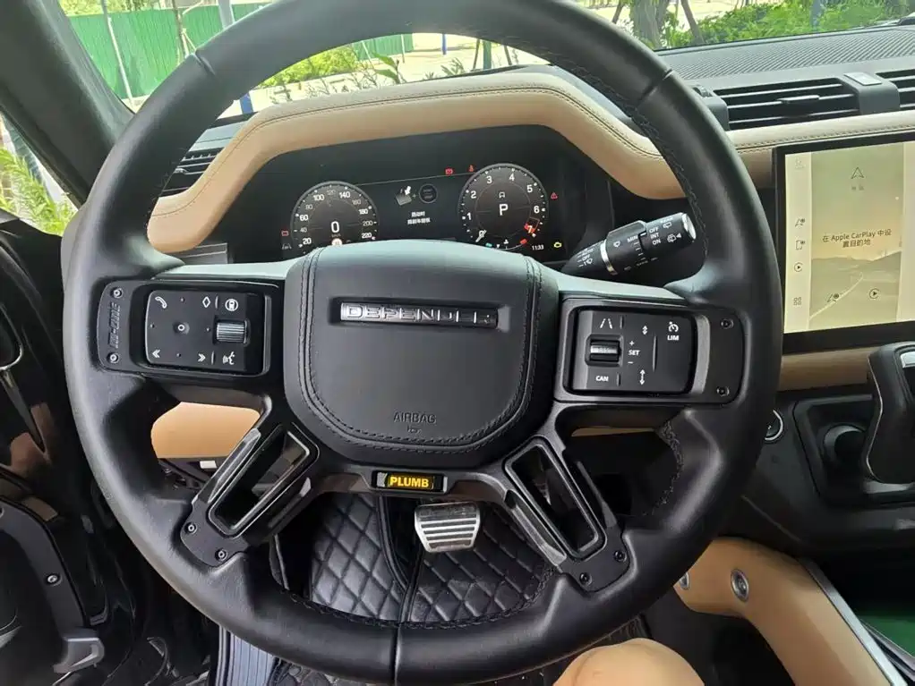 Land Rover Defender — миниатюра 11