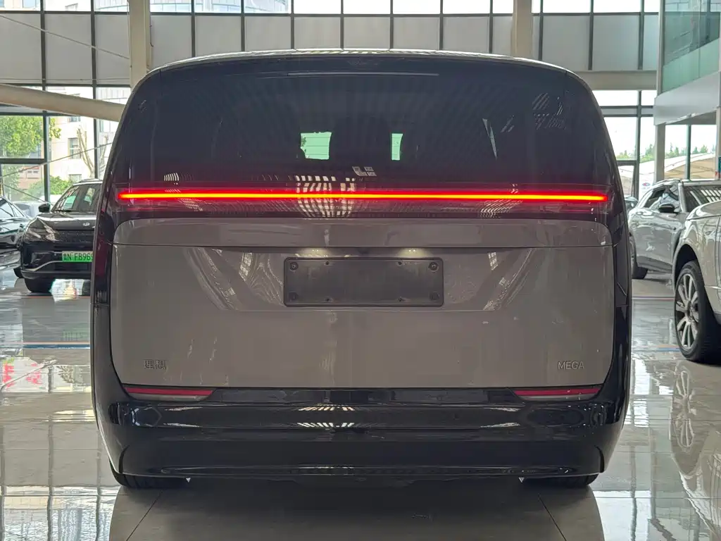 Li Auto Li MEGA — миниатюра 4