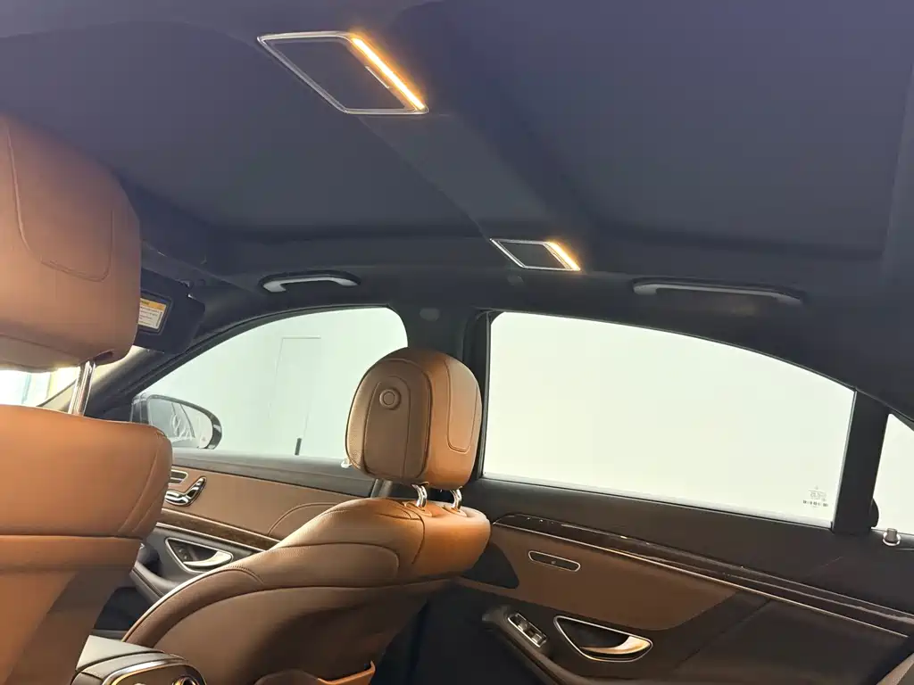 Mercedes-Benz S-Class — миниатюра 8