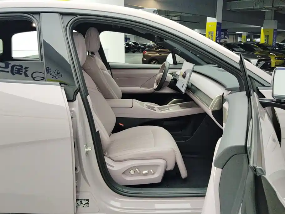 Onvo L60 2024 60kWh