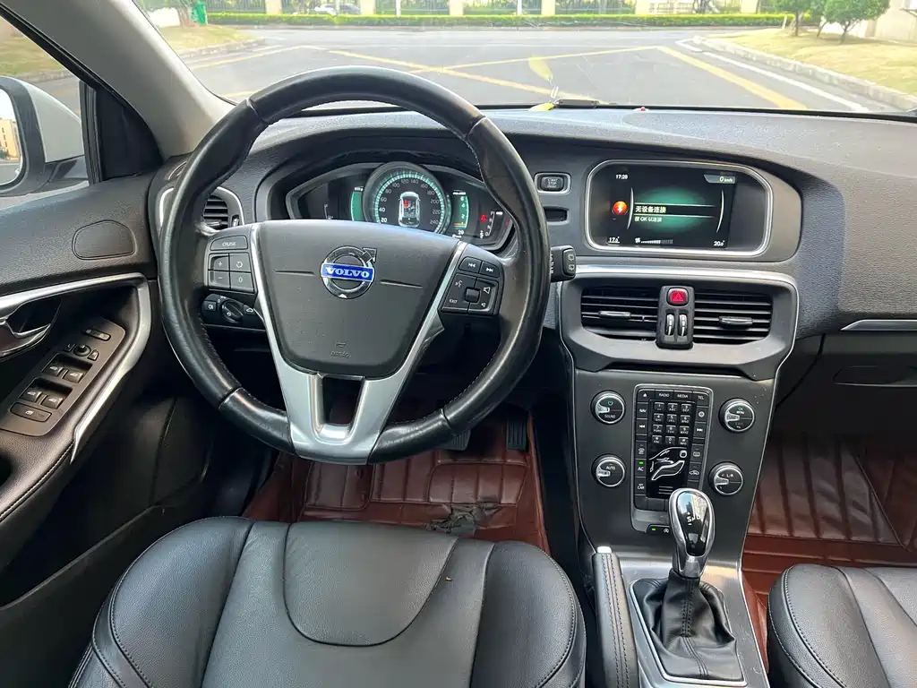 Volvo V40 2015 1.6T