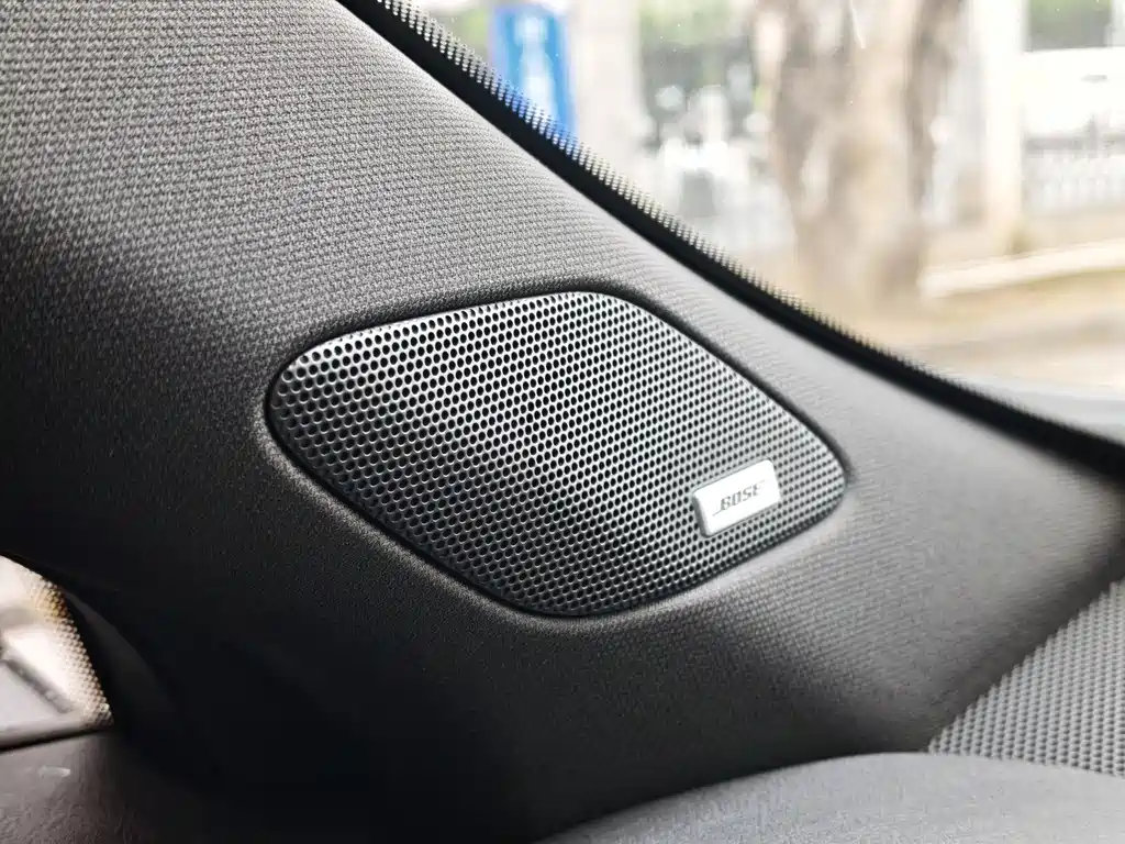 Cadillac XT4 — миниатюра 11