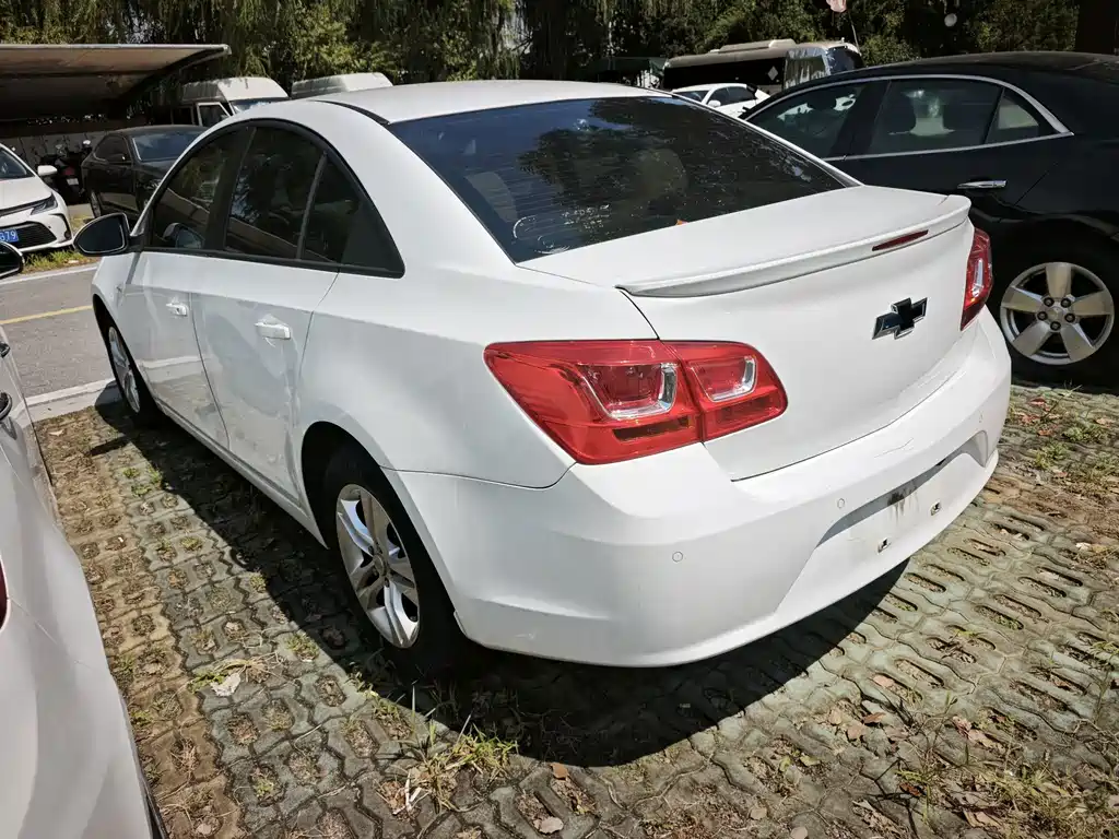 Chevrolet Cruze — миниатюра 6