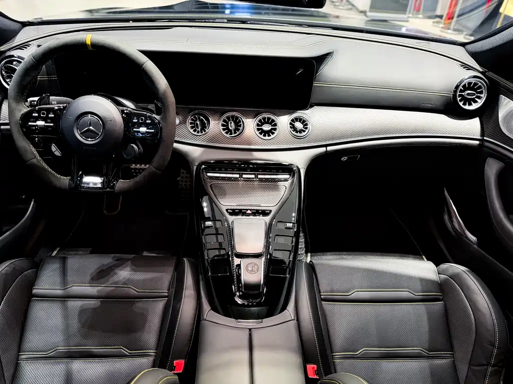 Mercedes-Benz AMG GT — миниатюра 11