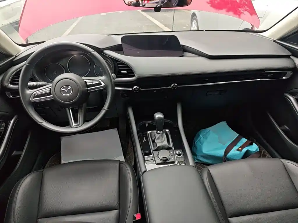 Mazda 3 Axela — миниатюра 10