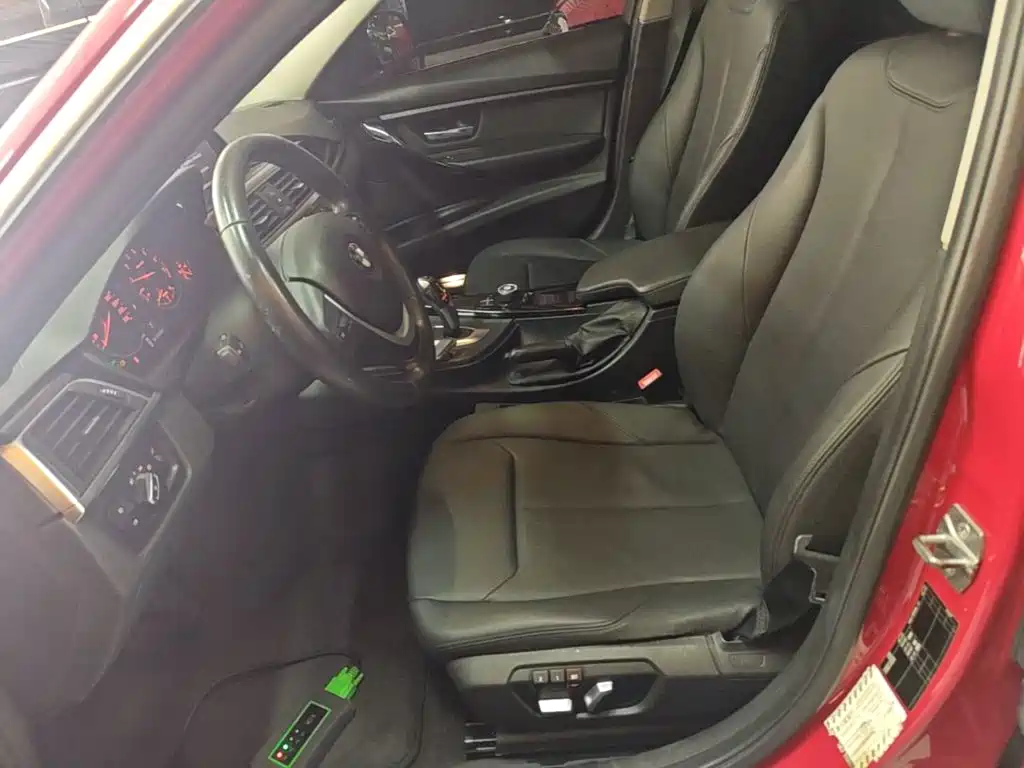 BMW 3 Series — миниатюра 15