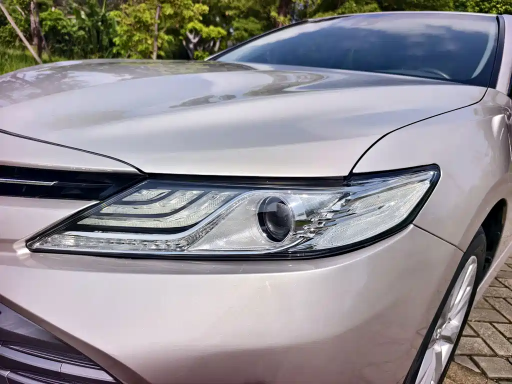 Toyota Camry — миниатюра 15