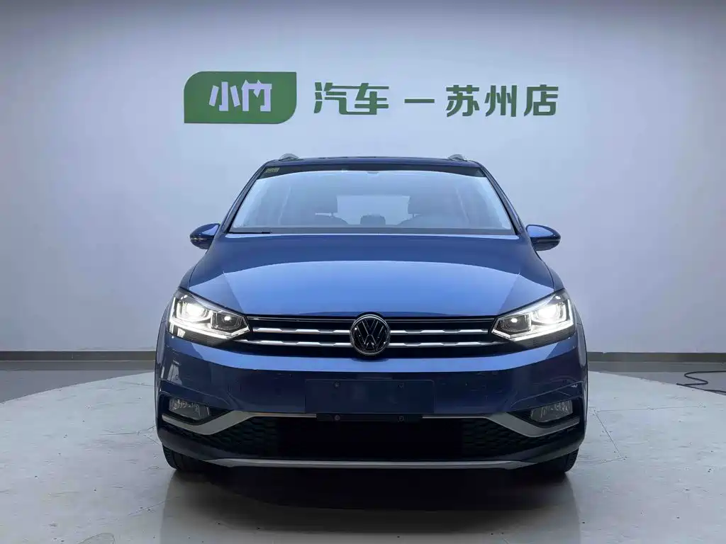 Volkswagen Touran — миниатюра 2