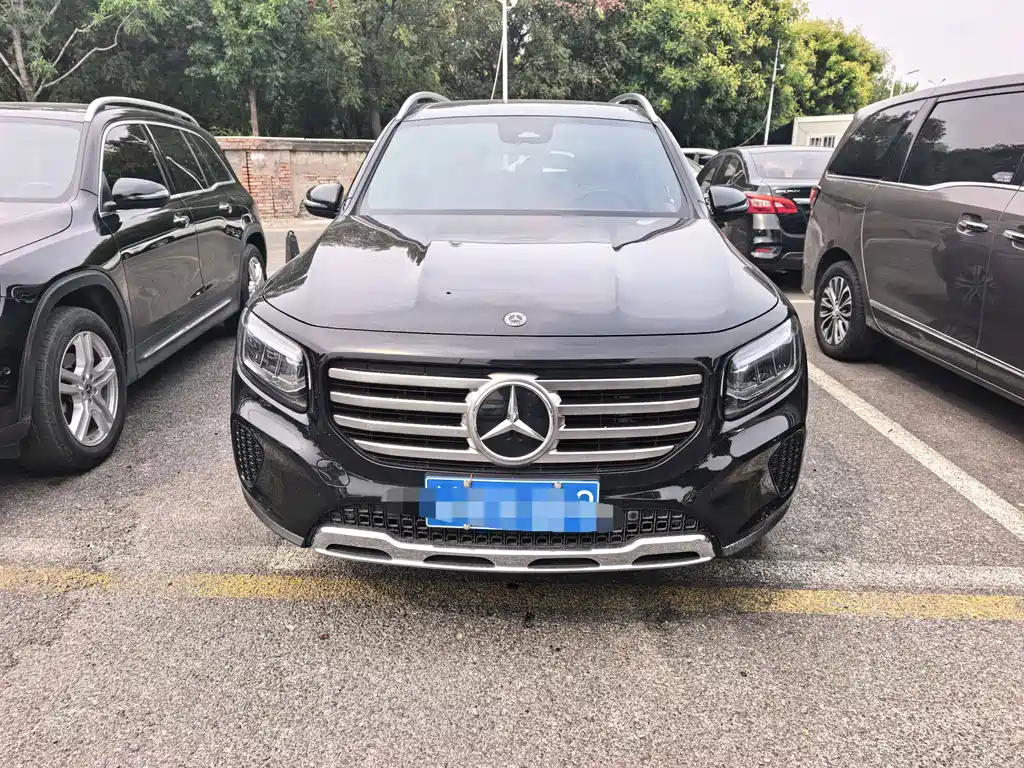 Mercedes-Benz GLB — миниатюра 2