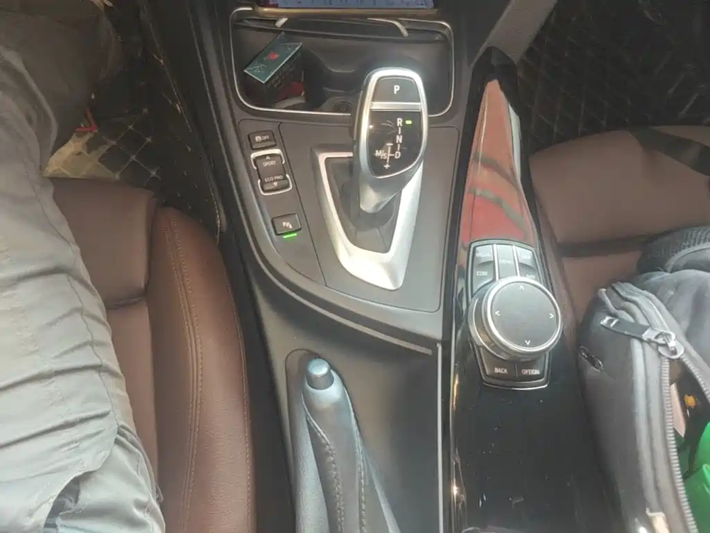 BMW 3 Series — миниатюра 10