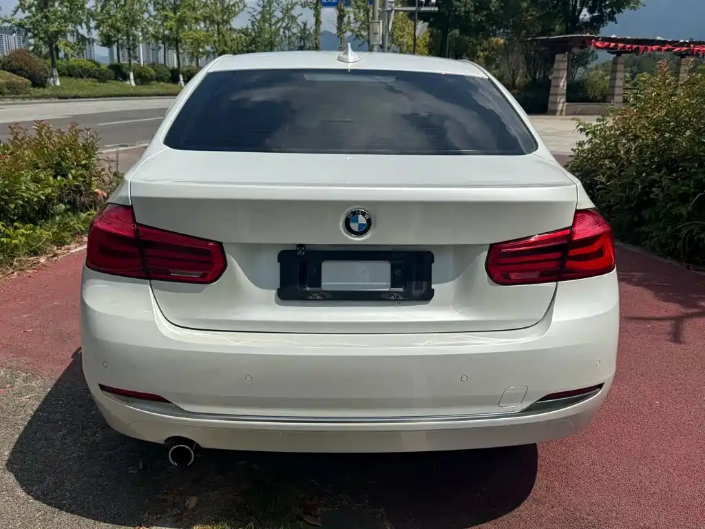 BMW 3 Series 3 2016 316Li Fashion