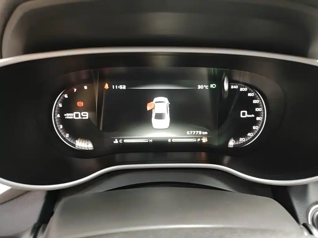 Geely Emgrand — миниатюра 12