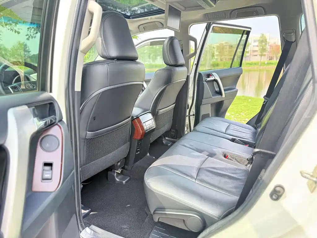 Toyota Land Cruiser Prado 2016 3.5L AT TX-L NAVI