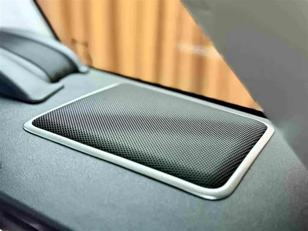 Land Rover Sport — миниатюра 18
