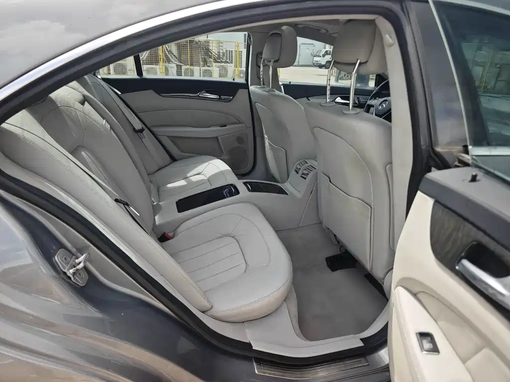 Mercedes-Benz CLS — миниатюра 15