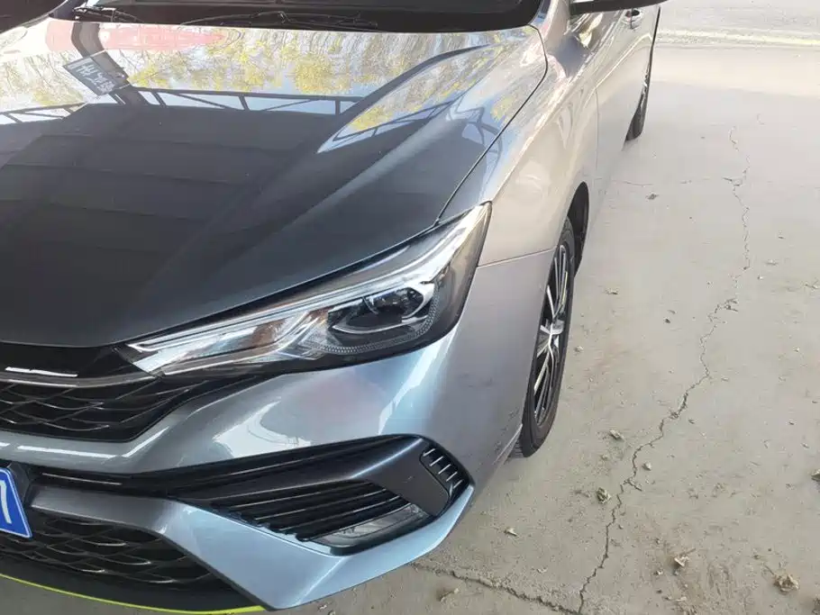 Roewe i5 — миниатюра 5