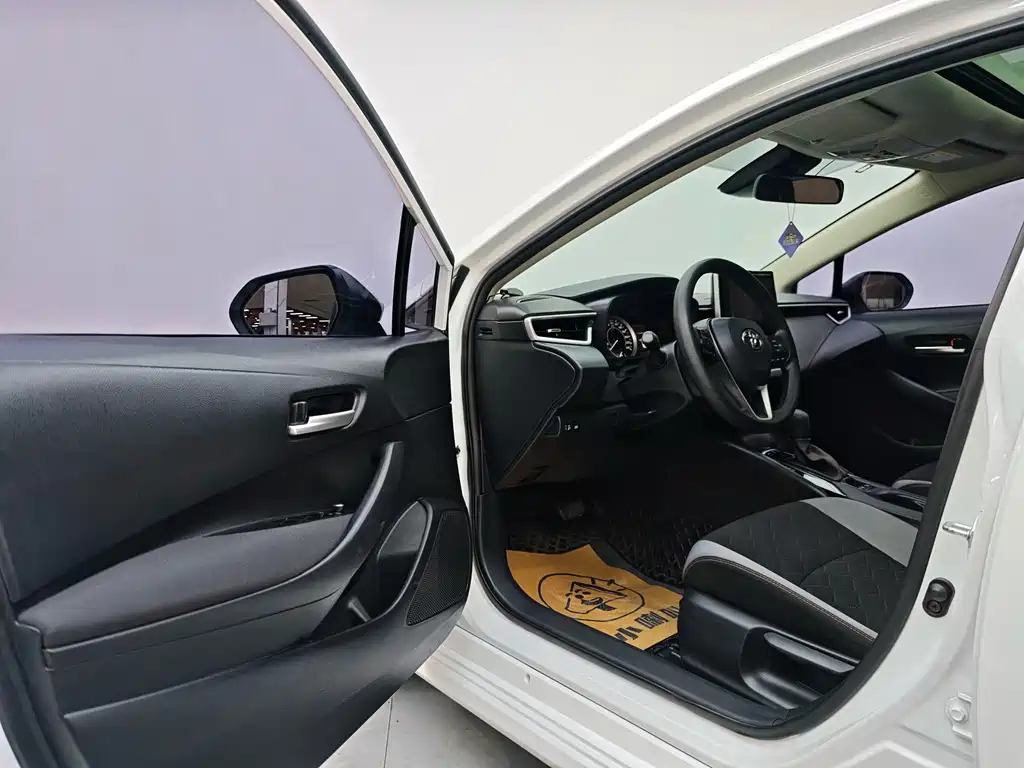 Toyota Corolla — миниатюра 17