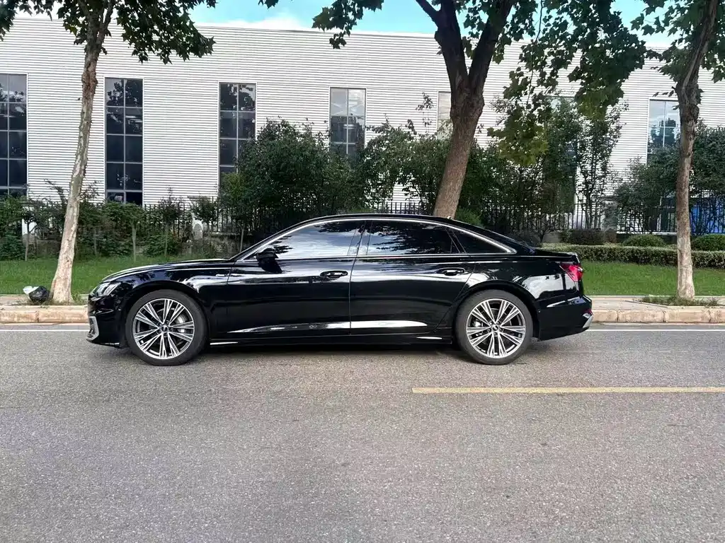 Audi A6L — миниатюра 4