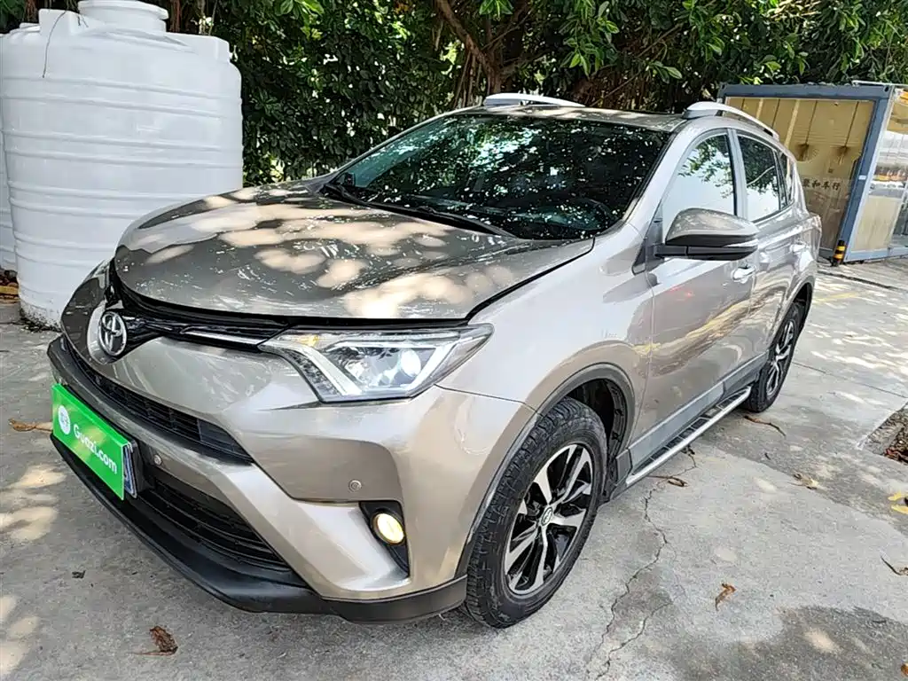 Toyota RAV4 2017