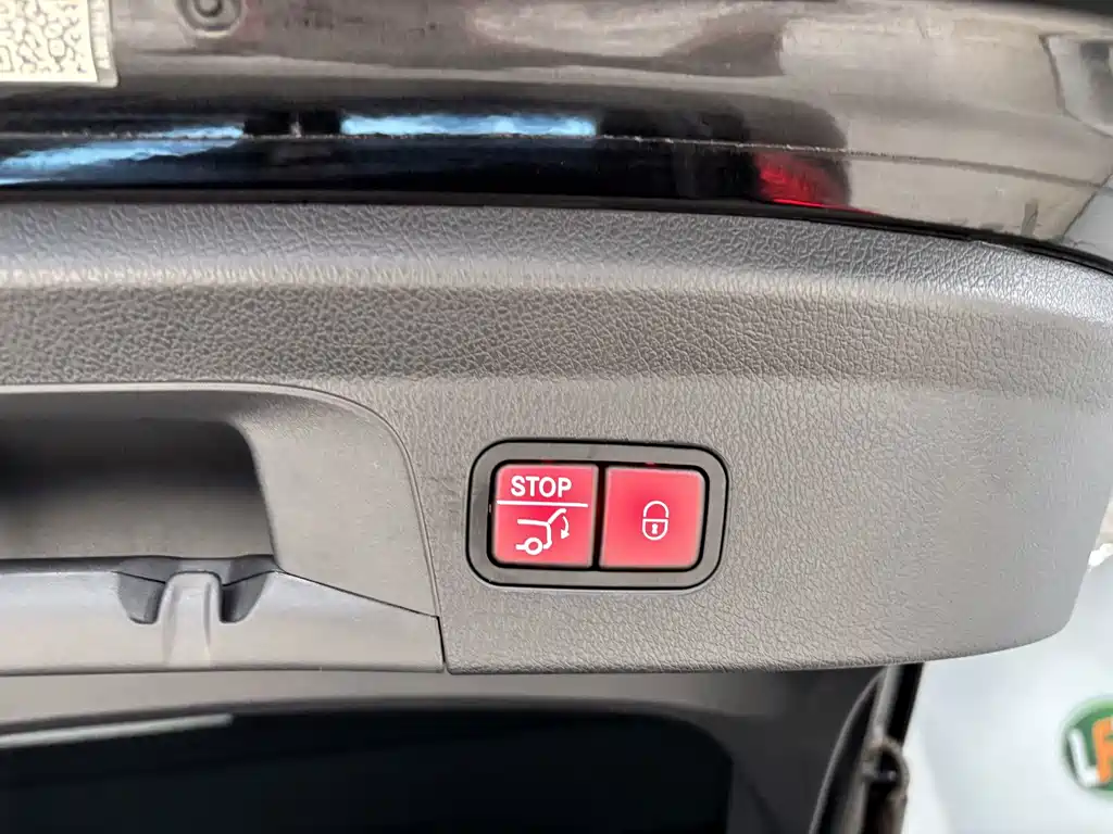 Mercedes-Benz GLE Coupe — миниатюра 31