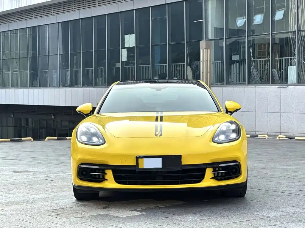 Porsche Panamera — миниатюра 2