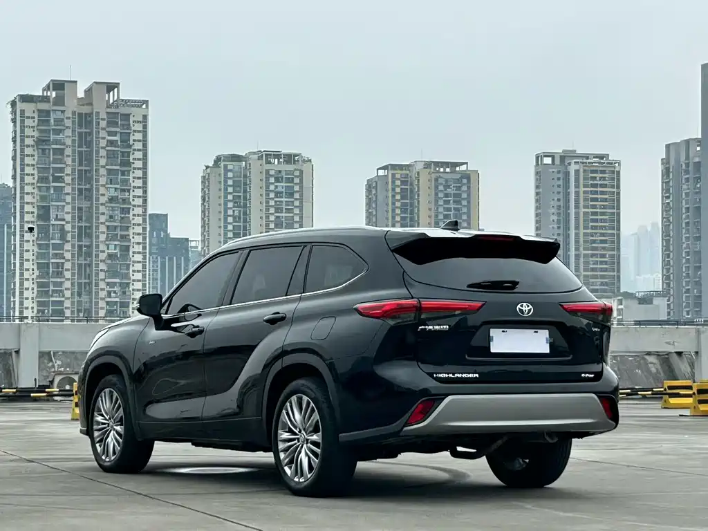 Toyota Highlander — миниатюра 4