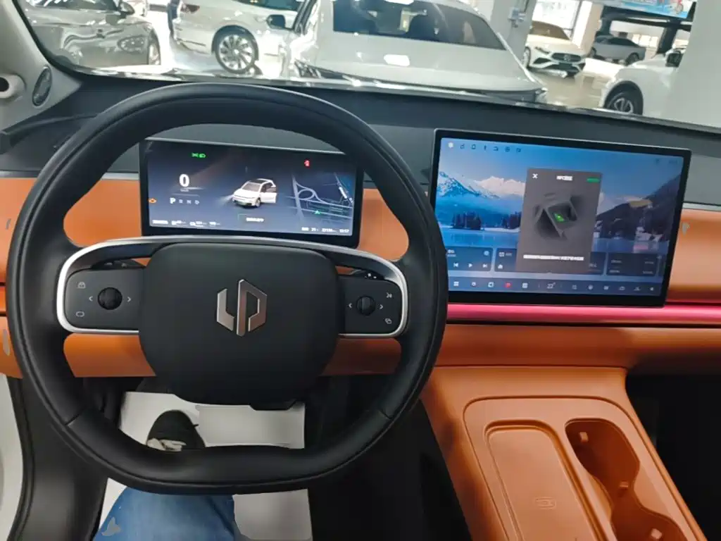 Leapmotor Leapmotor C10 — миниатюра 10